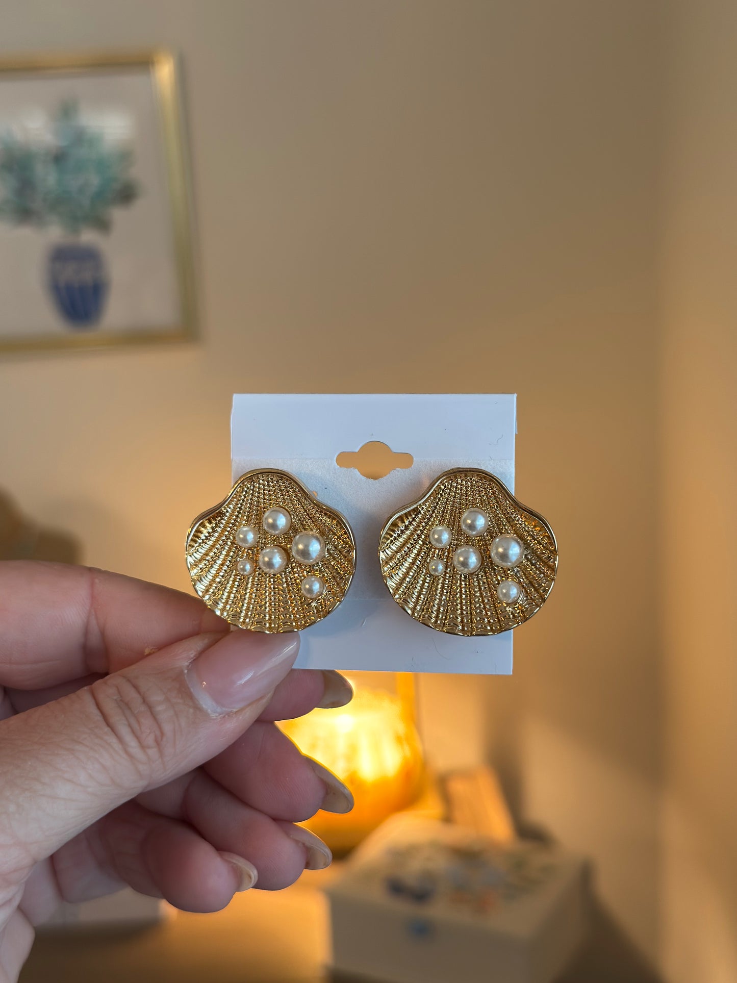 Clamshell Earrings