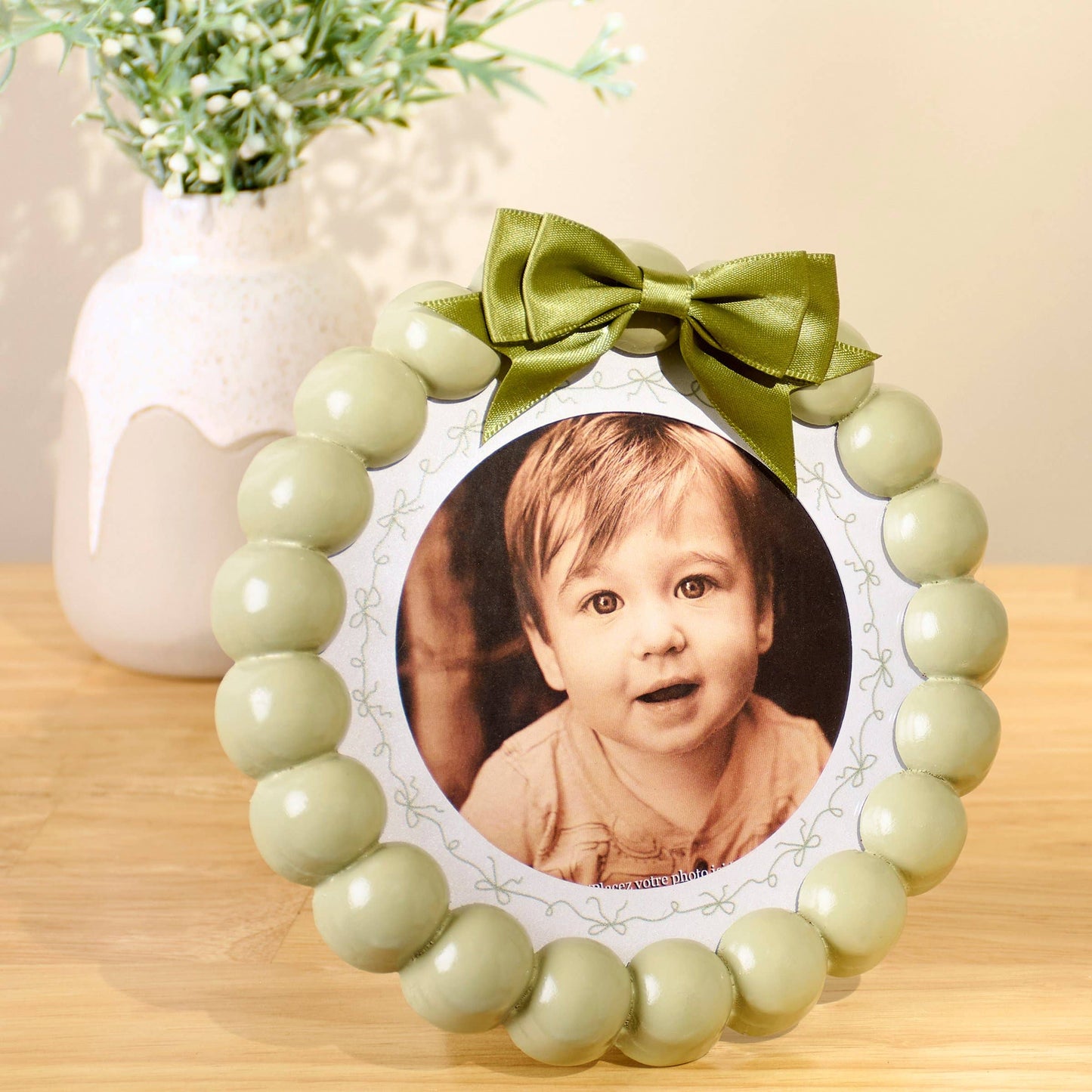 Green Beaded Round Photo Frame