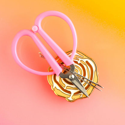 Cinnamon Roll Needle Minder