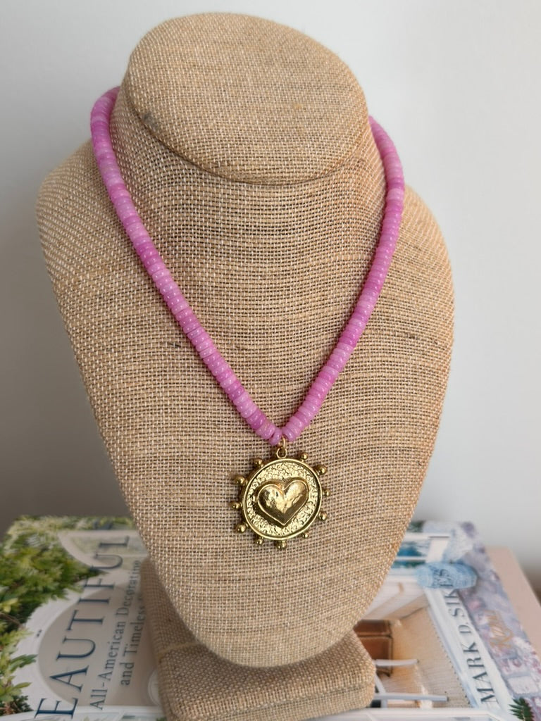 It Girl Necklace: Magenta