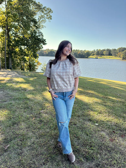 Hostess Top