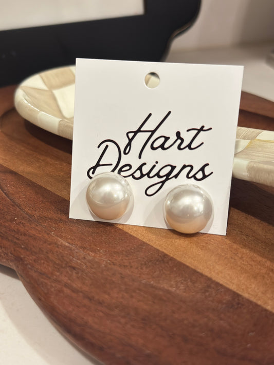 Oversized Pearl Stud: 2 Colors