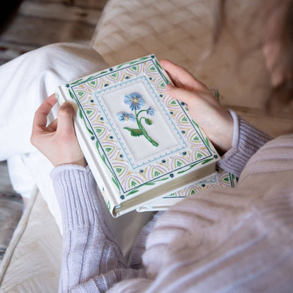 NLT Notetaking Bible: Lisbon