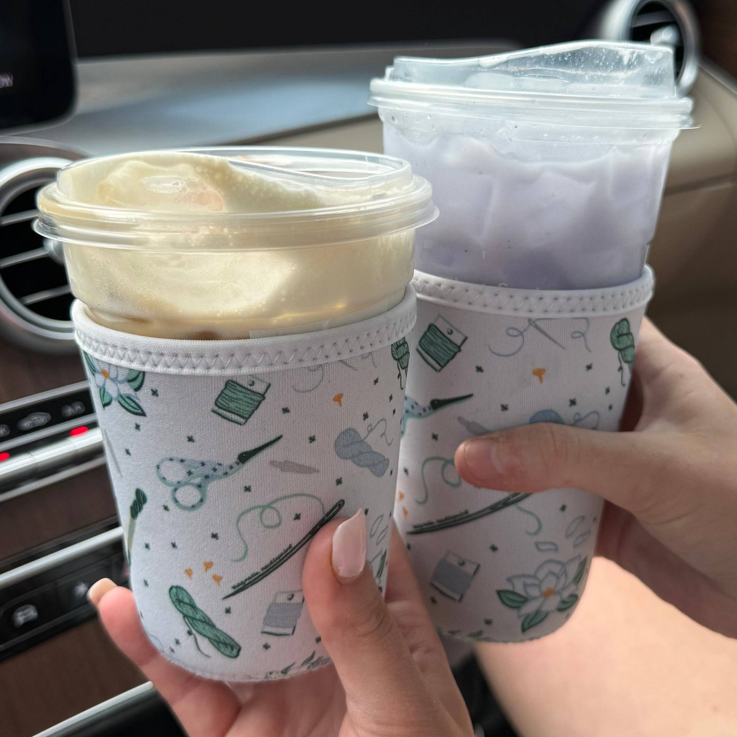 Magnolia Needlepoint Pattern Cup Sleeve Koozie: Small