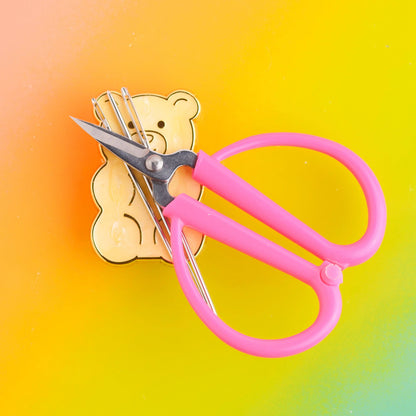 Pineapple Gummy Bear Needle Minder