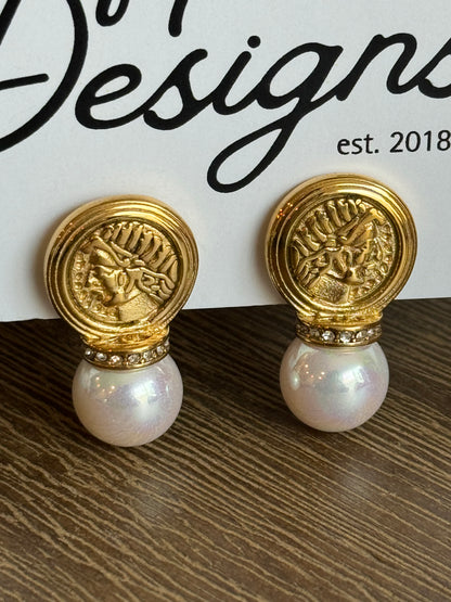 Magnolia Studs