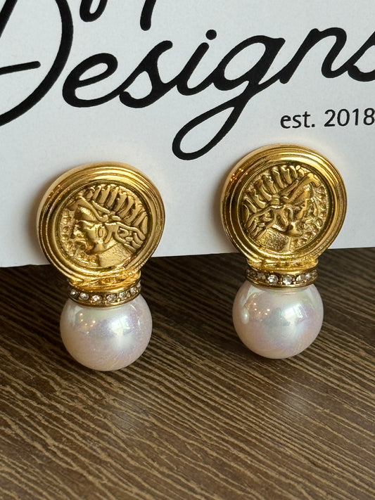 Magnolia Studs