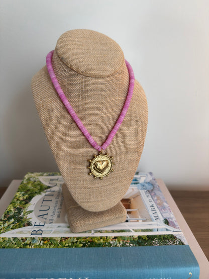 It Girl Necklace: Magenta