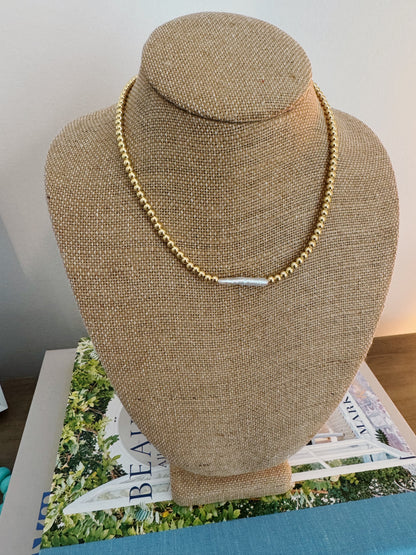 Pearly Gold Beaded Necklace