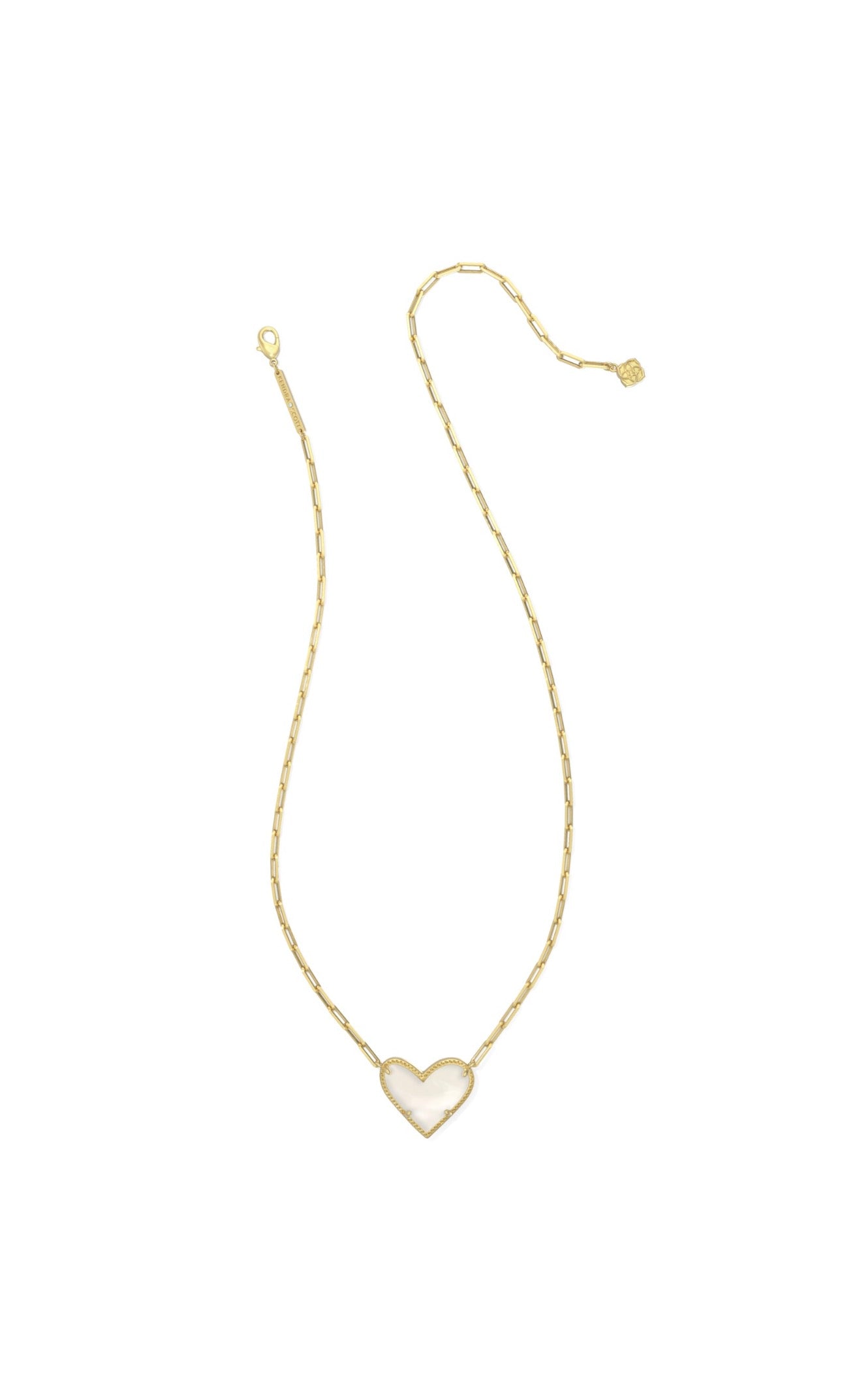 ARI HEART STATEMENT PENDANT NECKLACE