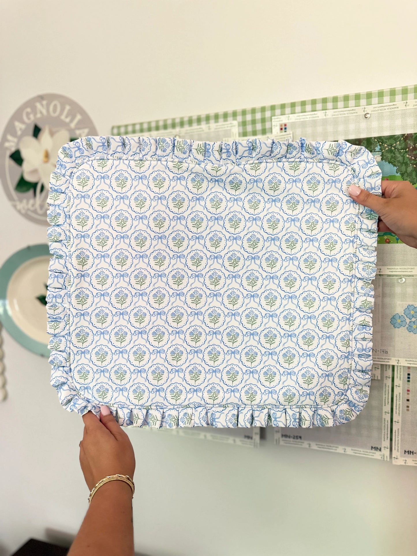 Ruffle Project Bag: Blue Hydrangea Bow