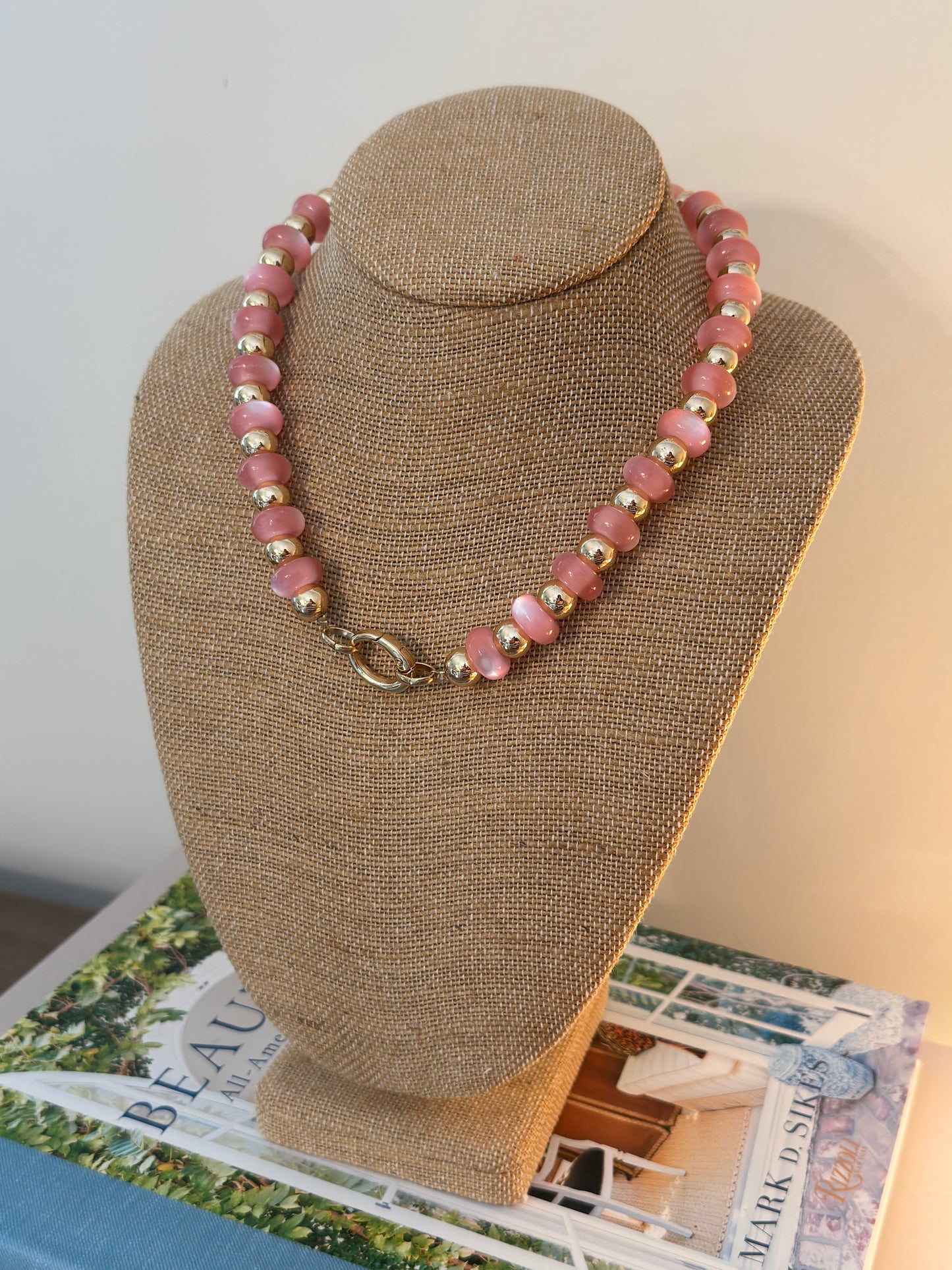 Beaded Clasp Necklace: Pink/Gold