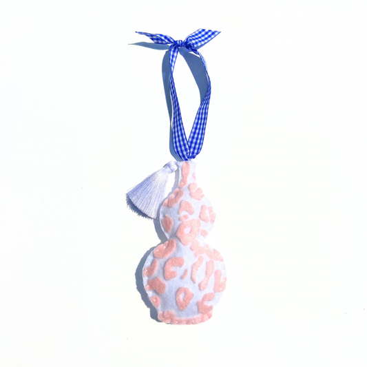 Chinoiserie Vase Ornament